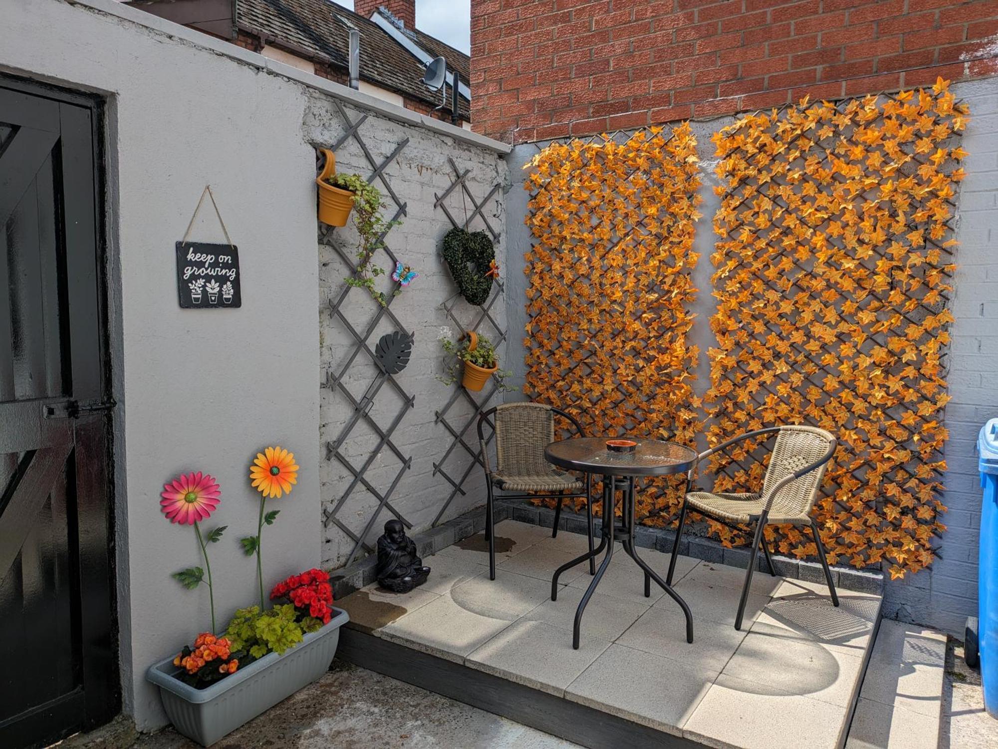 Maire Toireasa - Cosy Refurbished Property In The Gaeltacht Quarter Belfast Room photo